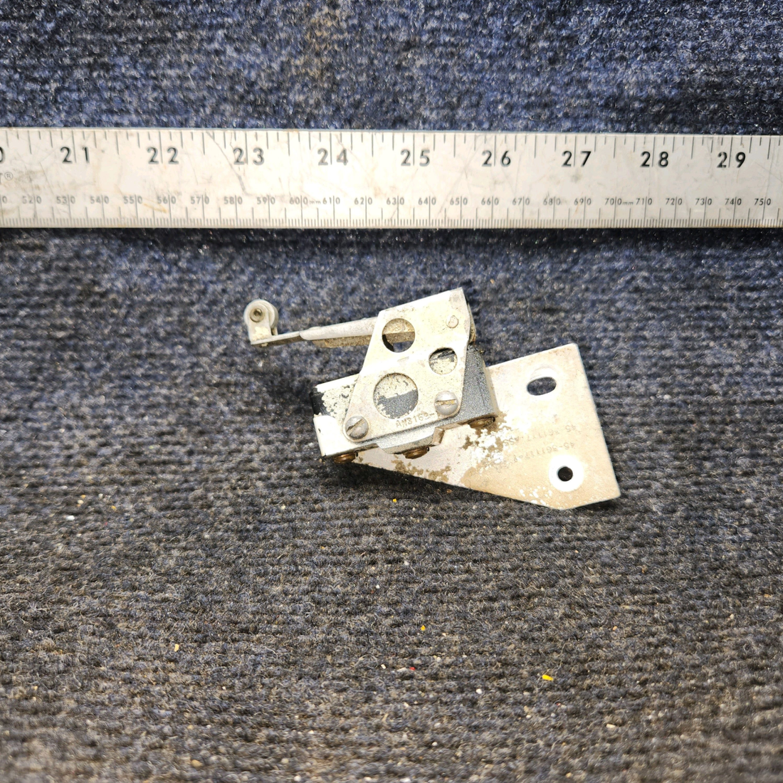 Used aircraft parts for sale, AN3169-1 BEECHCRAFT F35 Travel Limit Switch W/Arm