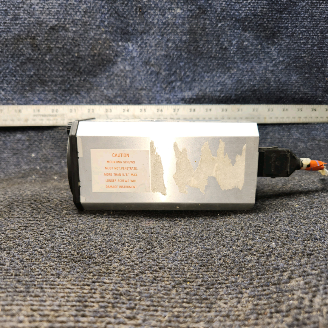 Used aircraft parts for sale, 066-3056-02 Bendix King Beechcraft C23 SUNDOWNER KI-208 VOR/LOC Indicator – 11–33 Volts