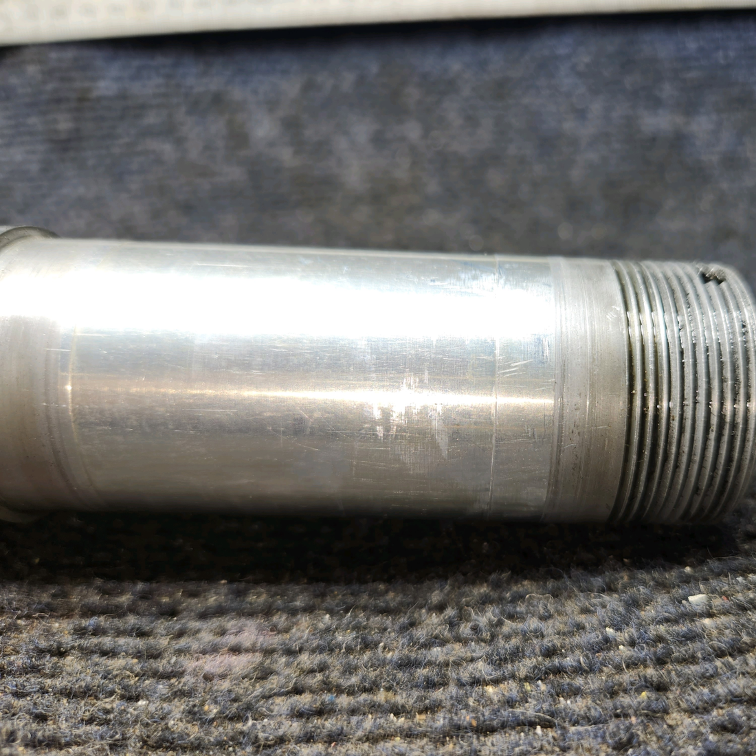 Used aircraft parts for sale, 0541124 Cessna 172E Main Gear Axle