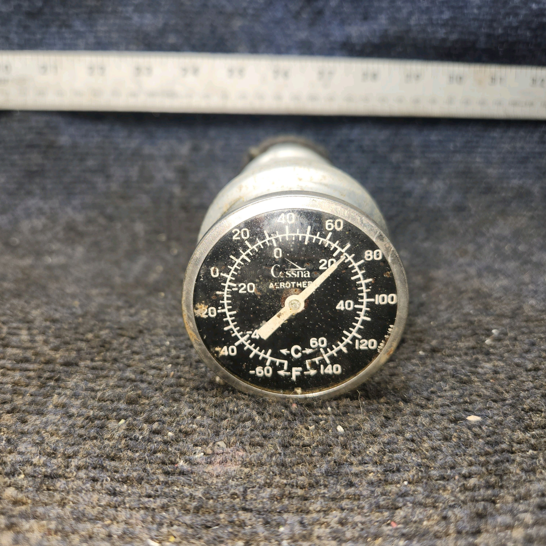 Used aircraft parts for sale, 0413163-18 Cessna 172F Outlet Assy with cap