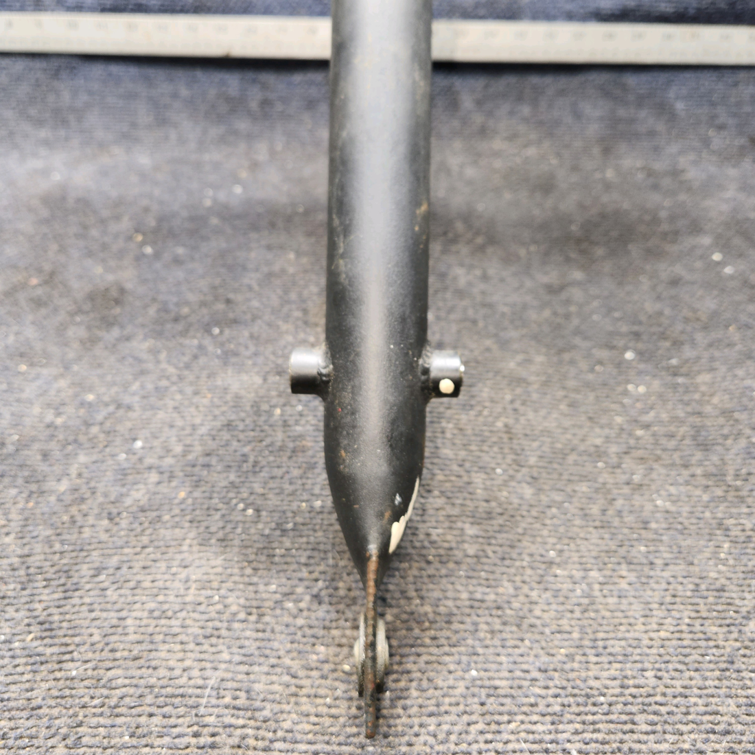 Used aircraft parts for sale, 0511782-17 cessna 172N Weld Assembly-Yoke