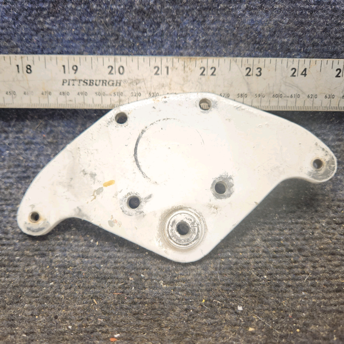 Used aircraft parts for sale, 0534122-1 cessna 172N Elevator Bellcrank Assembly – Rear
