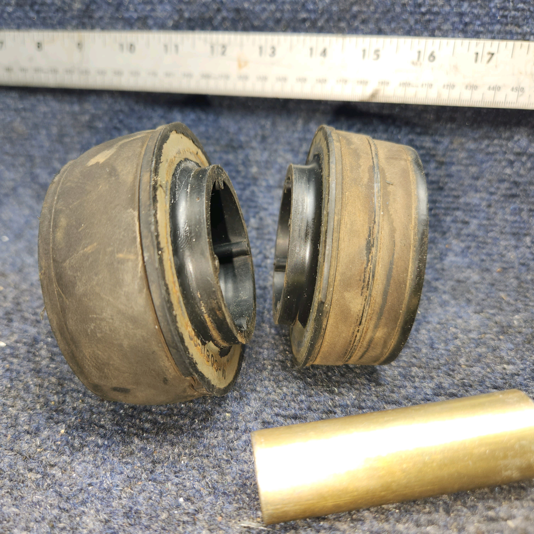 Used aircraft parts for sale, 94011-02, 94011-20 Barry Piper PA28-140 Engine Mounts Set