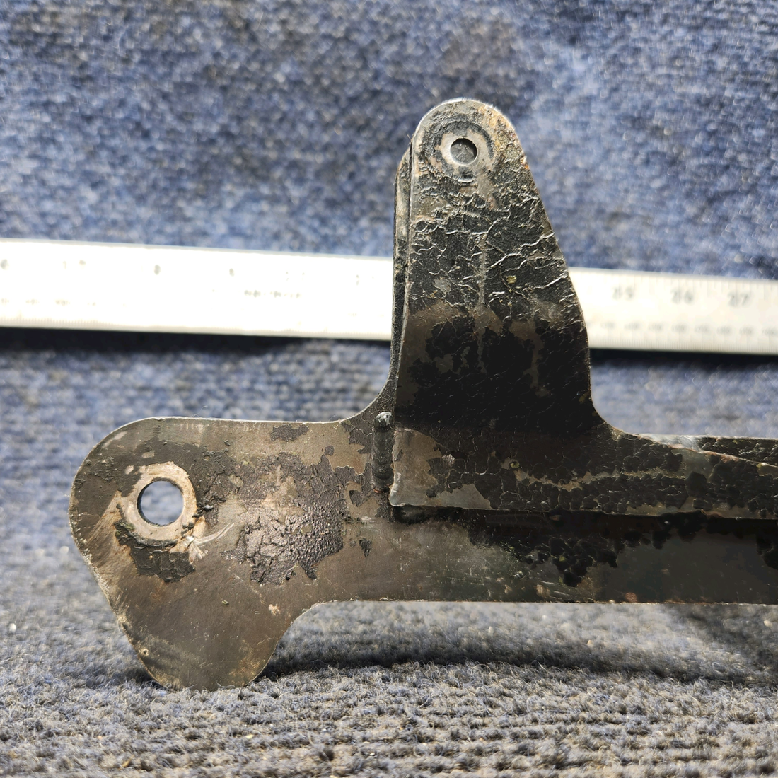 Used aircraft parts for sale, 35473-001 Piper PA28-161 Aileron Bellcrank RH