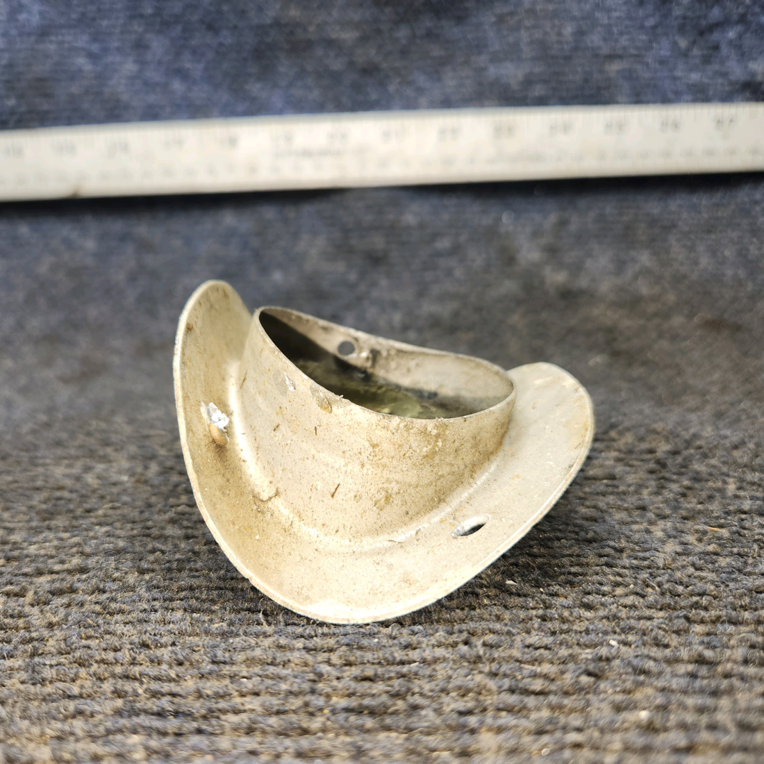 Used aircraft parts for sale, 0413157 cessna 150G Cabin Air Vent Scoop