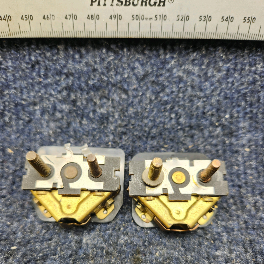 Used aircraft parts for sale, 433549 BEECHCRAFT F35 STEWART-WARNER FUEL GAUGE INDICATOR PRICE PER EACH