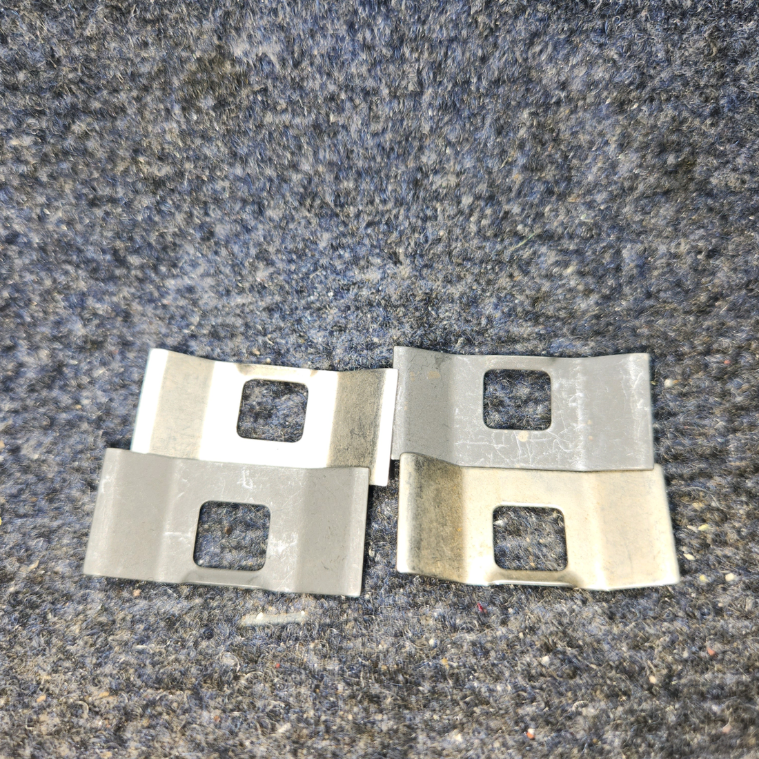 Used aircraft parts for sale, 9511103 Goodyear Cessna Clip Set of 4