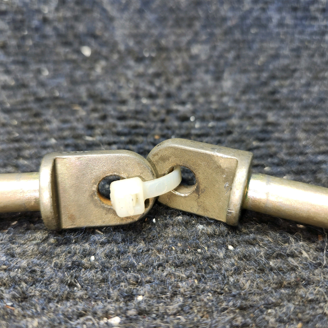 Used aircraft parts for sale, 402-057 Piper PA32RT-300 Cabin Door Attach Bolts – Upper and Lower, Set of 2