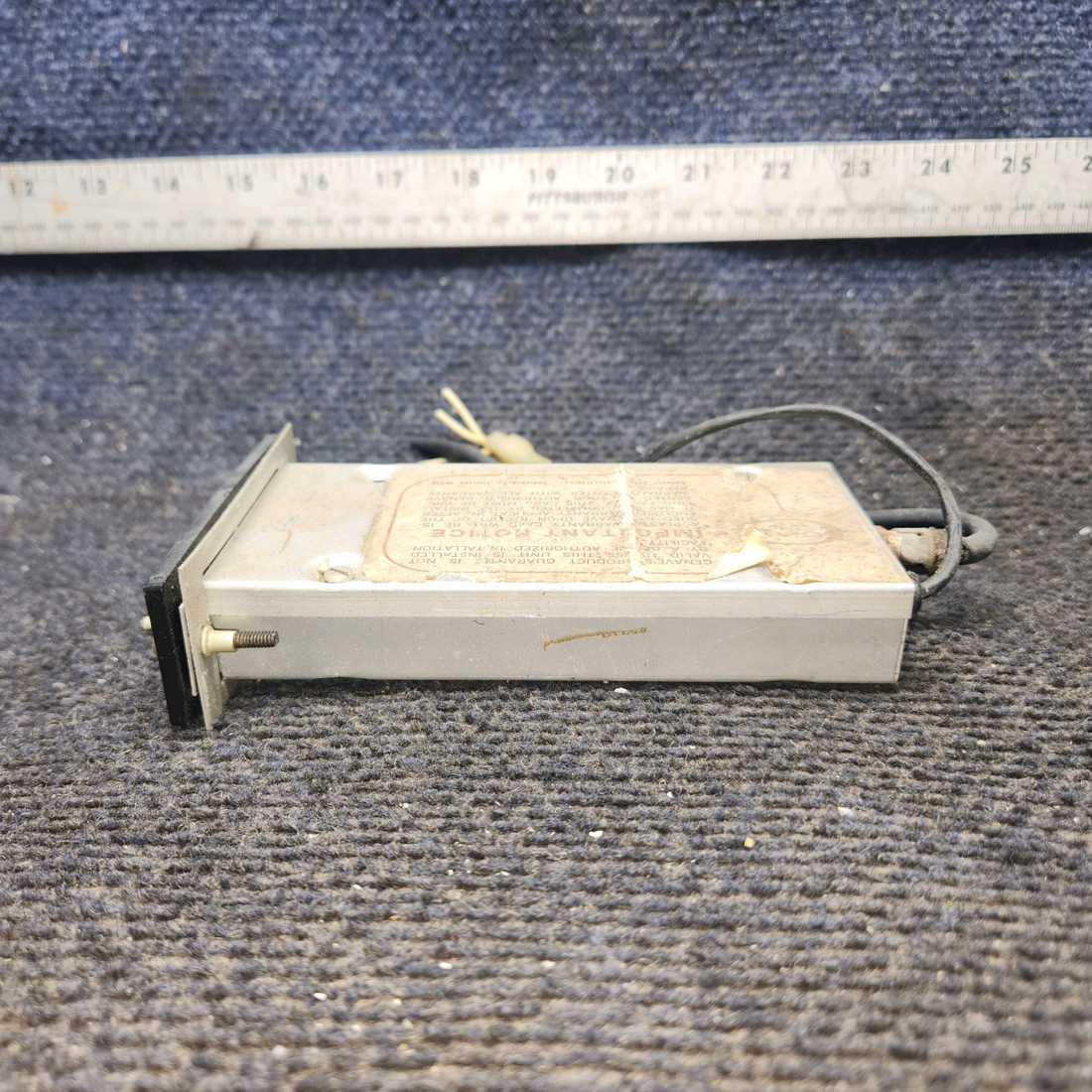 Used aircraft parts for sale, DELTA/303 Genave Piper PA-28-140 Marker Beacon Receiver
