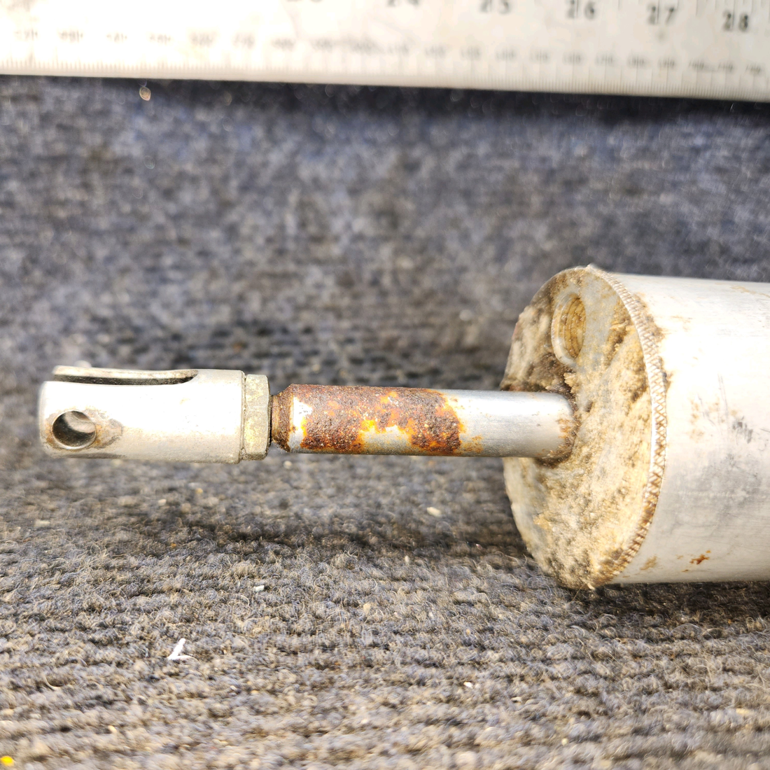 Used aircraft parts for sale, 0541138-16 Cessna 172F Master Brake Cylinder Assembly