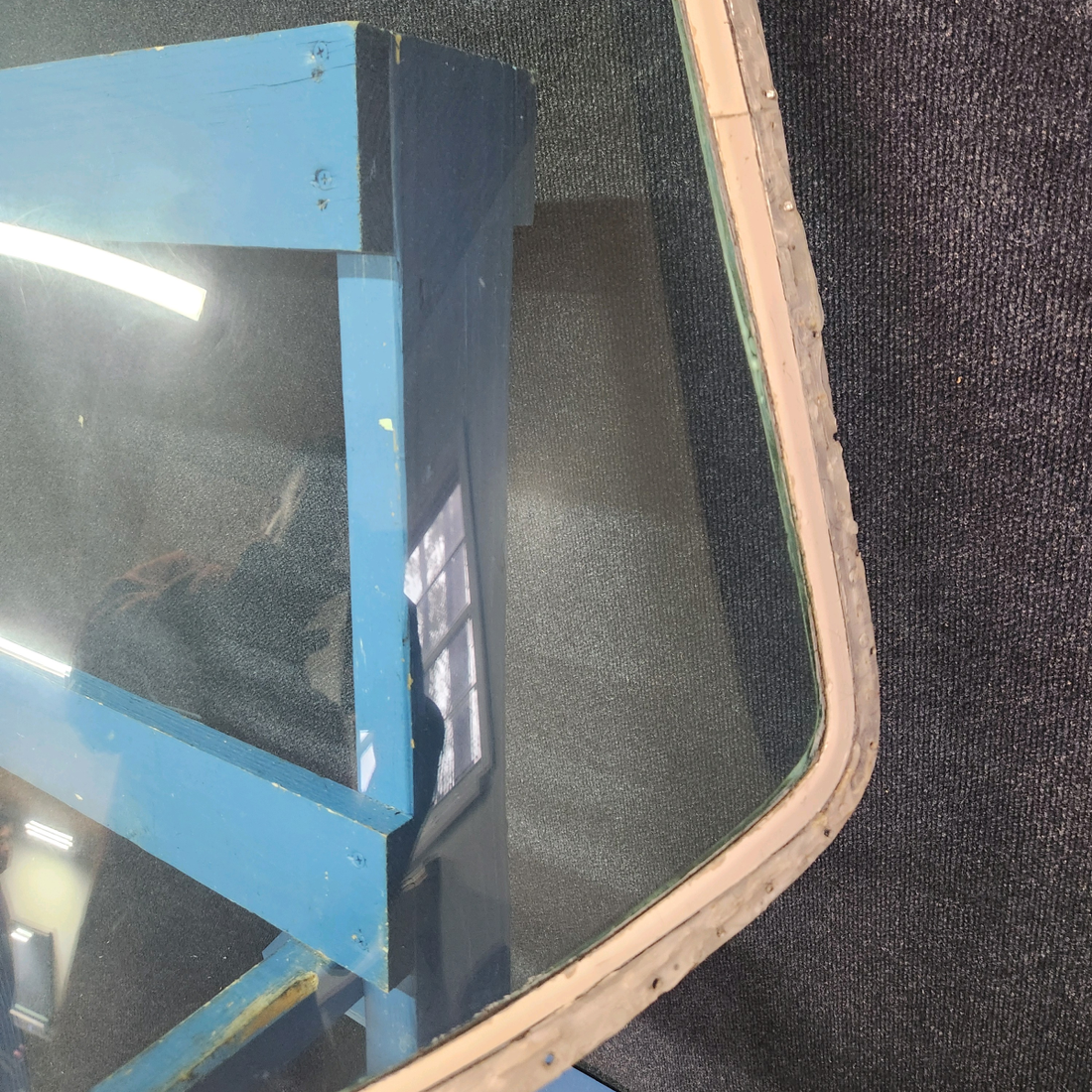 Used aircraft parts for sale, 96-420030-1 Beechcraft F33A WINDSHIELD ONE PIECE