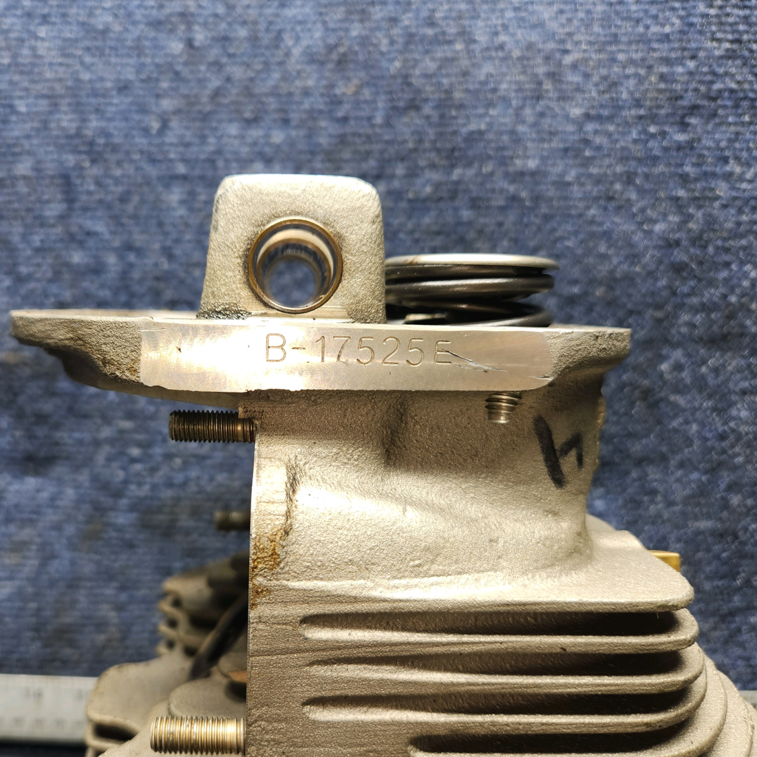 Used aircraft parts for sale, SA10200-A1 Superior O-300 Cessna 172 Cylinder with Valves and Springs