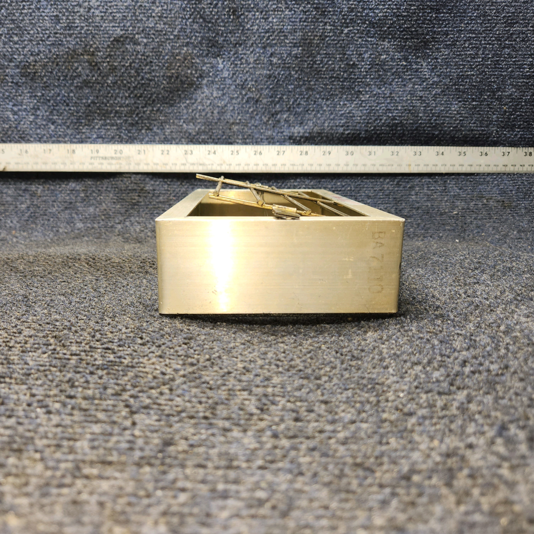 Used aircraft parts for sale, BA7110 Brackett Aero Filter Inc. Air Filter Assembly