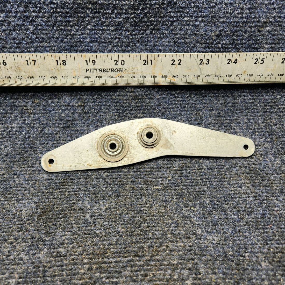 Used aircraft parts for sale, 0513370-1 CESSNA 172K FWD ELEVATOR BELLCRANK