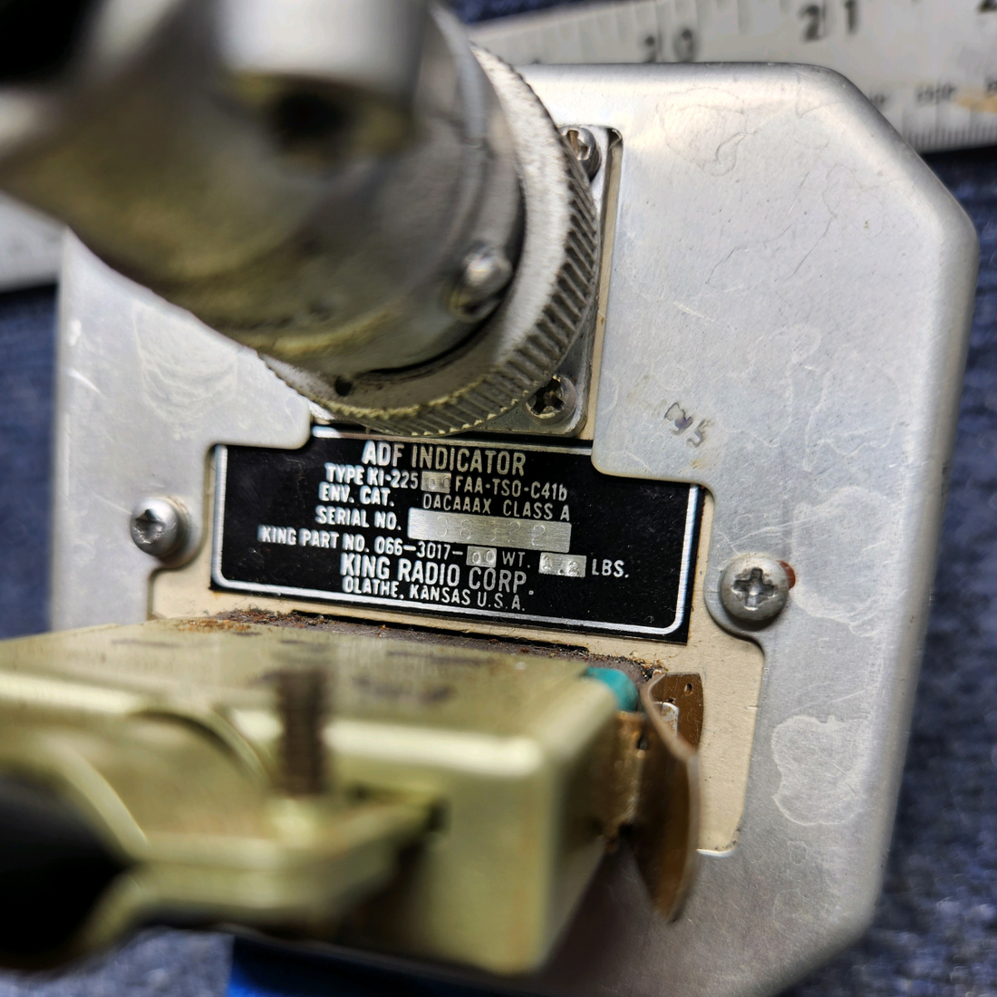Used aircraft parts for sale, 066-3017-00 Bendix King Mooney M20K RADIO KI-225 ADF INDICATOR (VOLTS: 14-28)