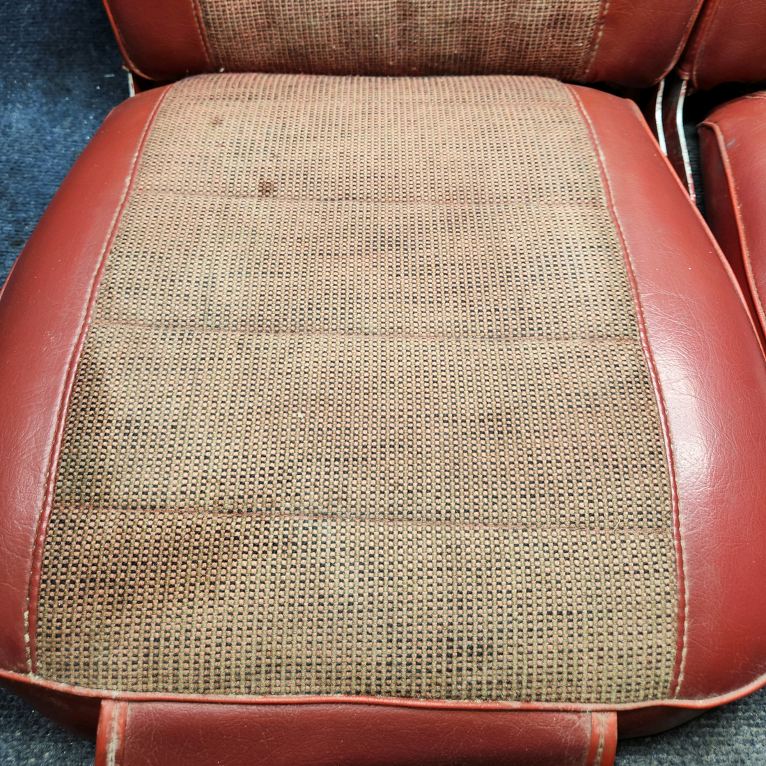 Used aircraft parts for sale, 99359-000, 99358-000 PIPER PA28-140 Rear Seat Assembly Set.