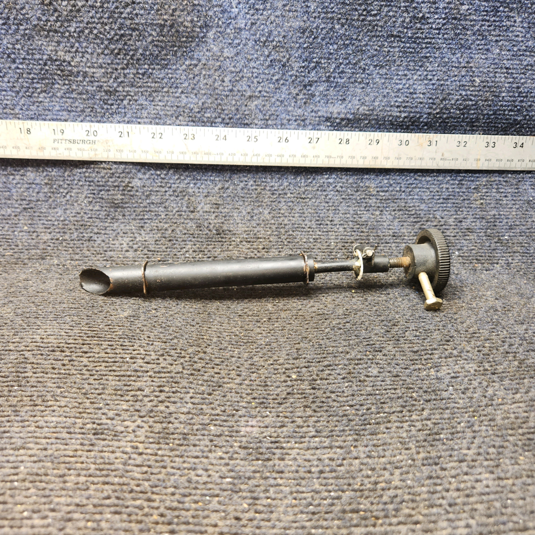 Used aircraft parts for sale, 62829-000 Piper PA-28-140 Rudder Trim Shaft Assy