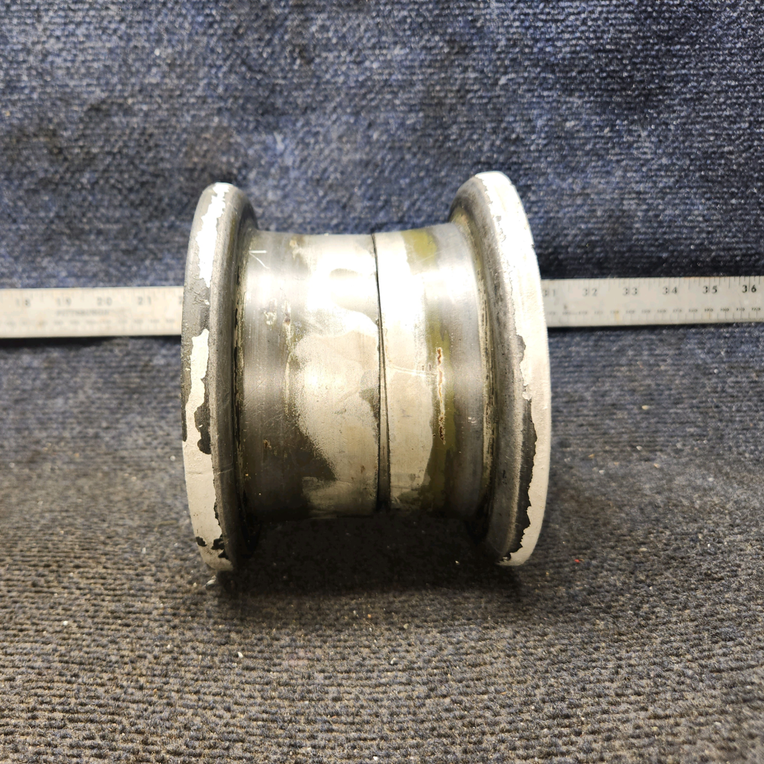 Used aircraft parts for sale, 9532926 GoodYear Cessna 172E Nose Wheel Assembly 5.00-5