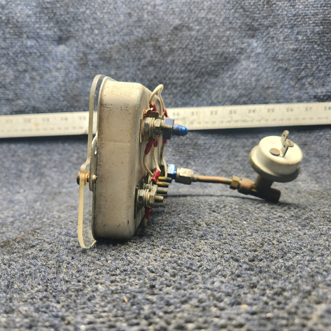 Used aircraft parts for sale, 63922-002 PIPER PA28-140 Cluster Assy - Instruments Engine