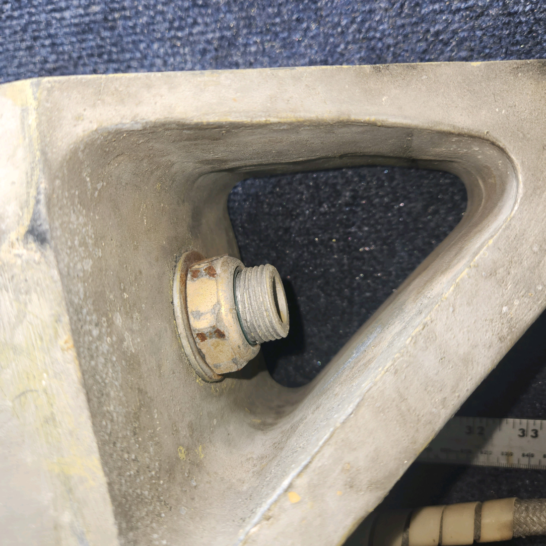 Used aircraft parts for sale, 169-810001-601 Beechcraft A24R Main Landing Gear Assembly LH