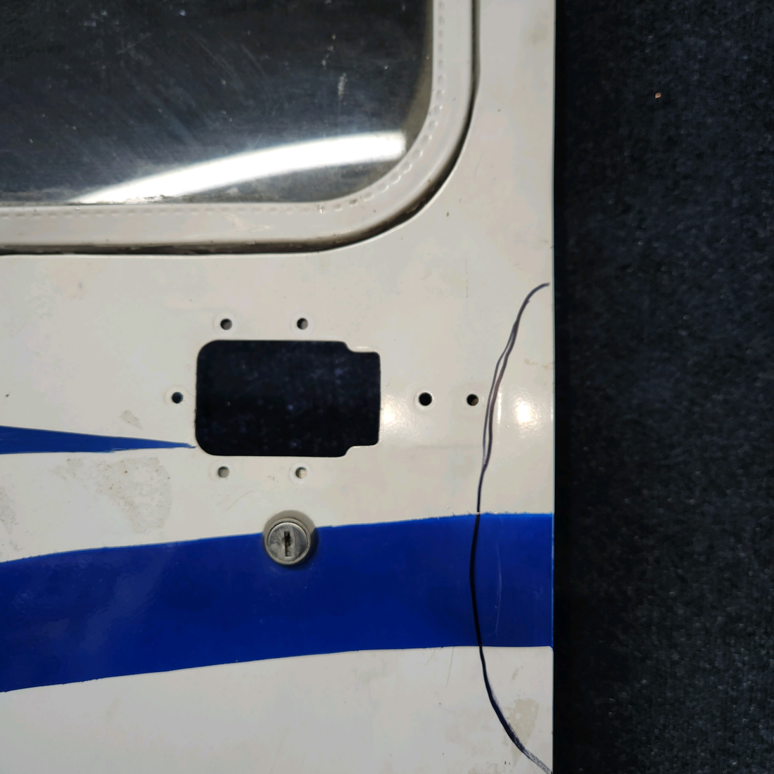 Used aircraft parts for sale, 0511803-53, 0711050-5 cessna 172N Cabin Door LH - Structure Assembly