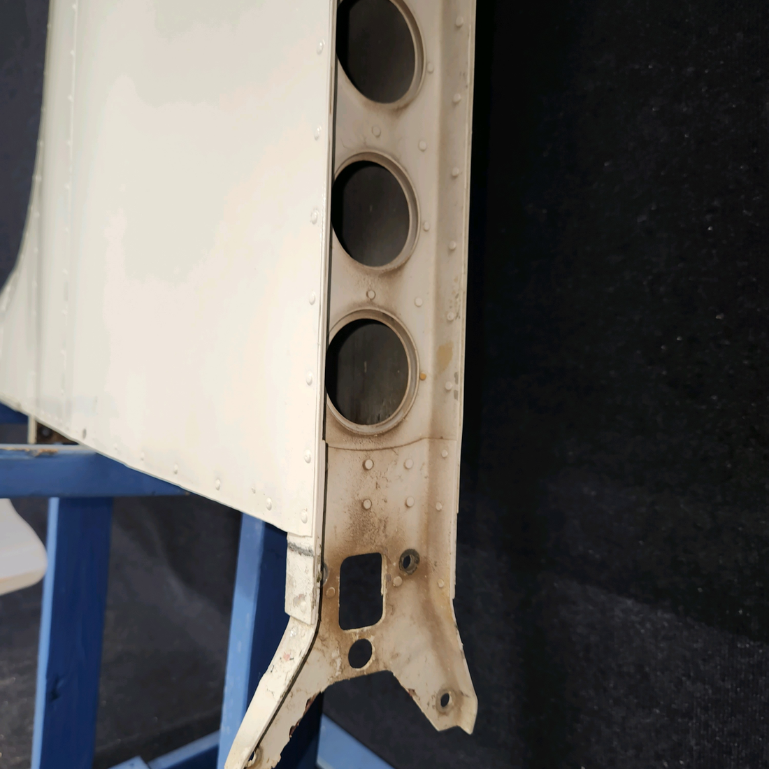 Used aircraft parts for sale, 0531001-13 Cessna 172 Vertical Fin & Dorsal Assembly