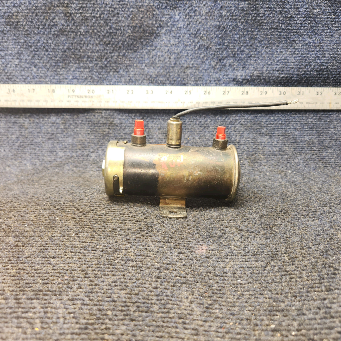 Used aircraft parts for sale, 477-003 Bendix Electronic Fuel Pump 24 V