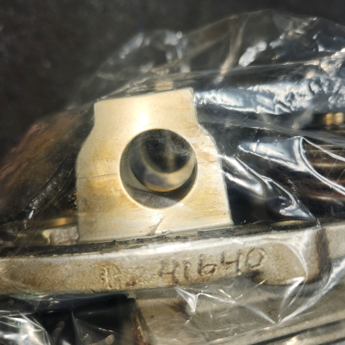 Used aircraft parts for sale, SA47000S-A1 Superior O-470 Cessna 182G Engine Cylinder