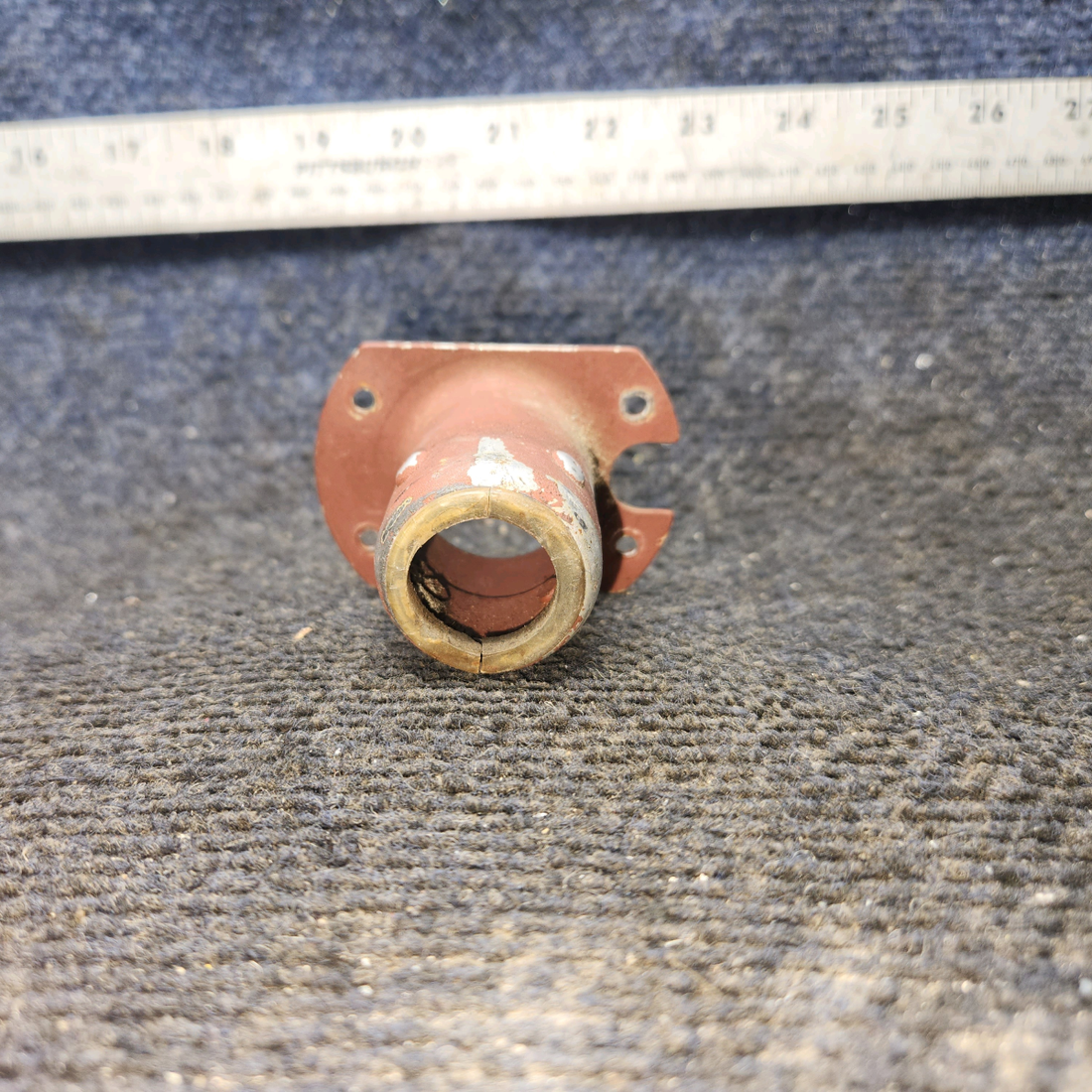 Used aircraft parts for sale, 0513311-1 Cessna 172F Control Tube Support LH