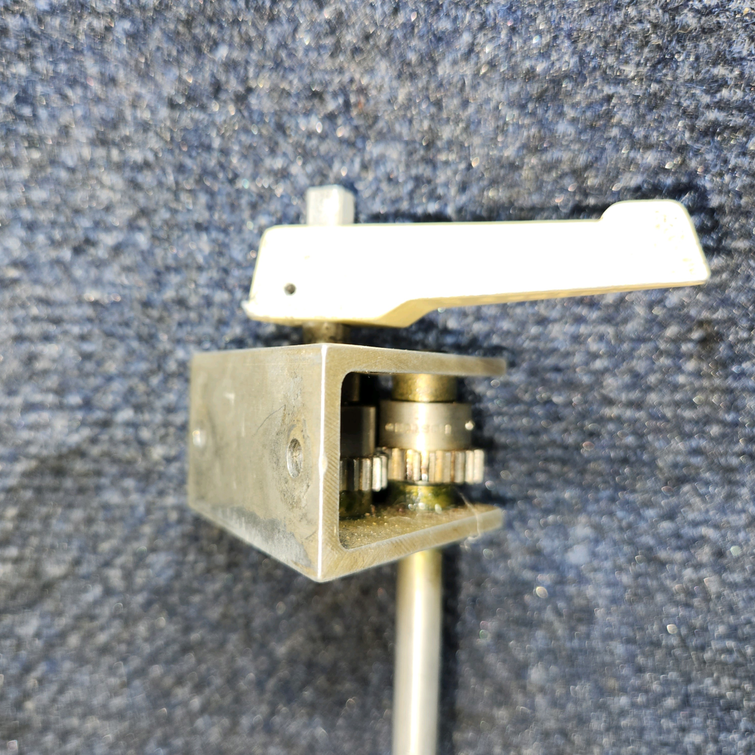 Used aircraft parts for sale, 0716607-1, 0716613-1, 0716612-201 Cessna 182G Fuel Selector Valve Assembly