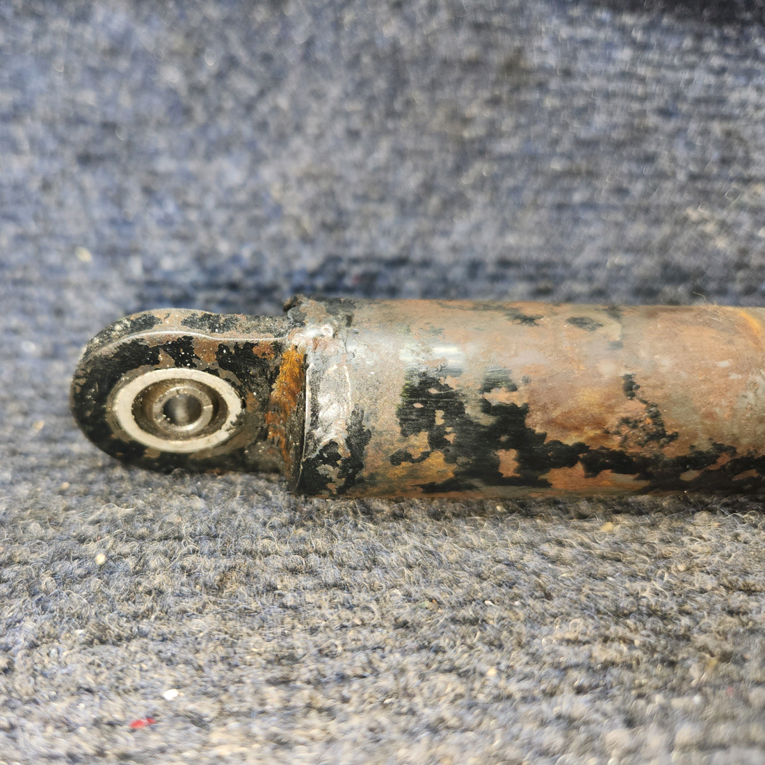 Used aircraft parts for sale, 35262-02 Piper PA28-161 Nose Wheel Bungee