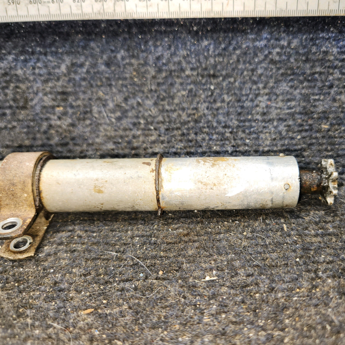 Used aircraft parts for sale, 0310293-2 cessna 150G Elevator Trim Tab Actuator with Guard and Clamps
