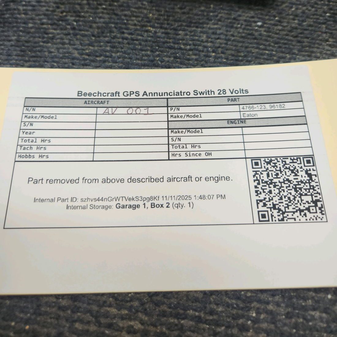 Used aircraft parts for sale, 4766-123 Eaton Beechcraft 95-B55 Beechcraft GPS Annunciatro Swith 28 Volts