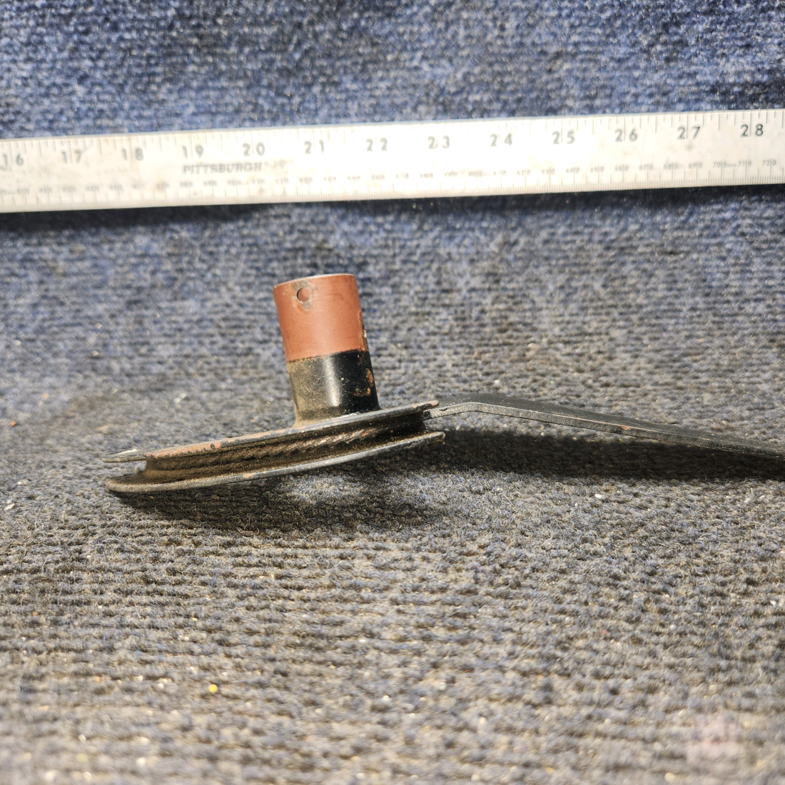 Used aircraft parts for sale, 0760686-2 Cessna 182G Arm Assembly Elevator Control - RH