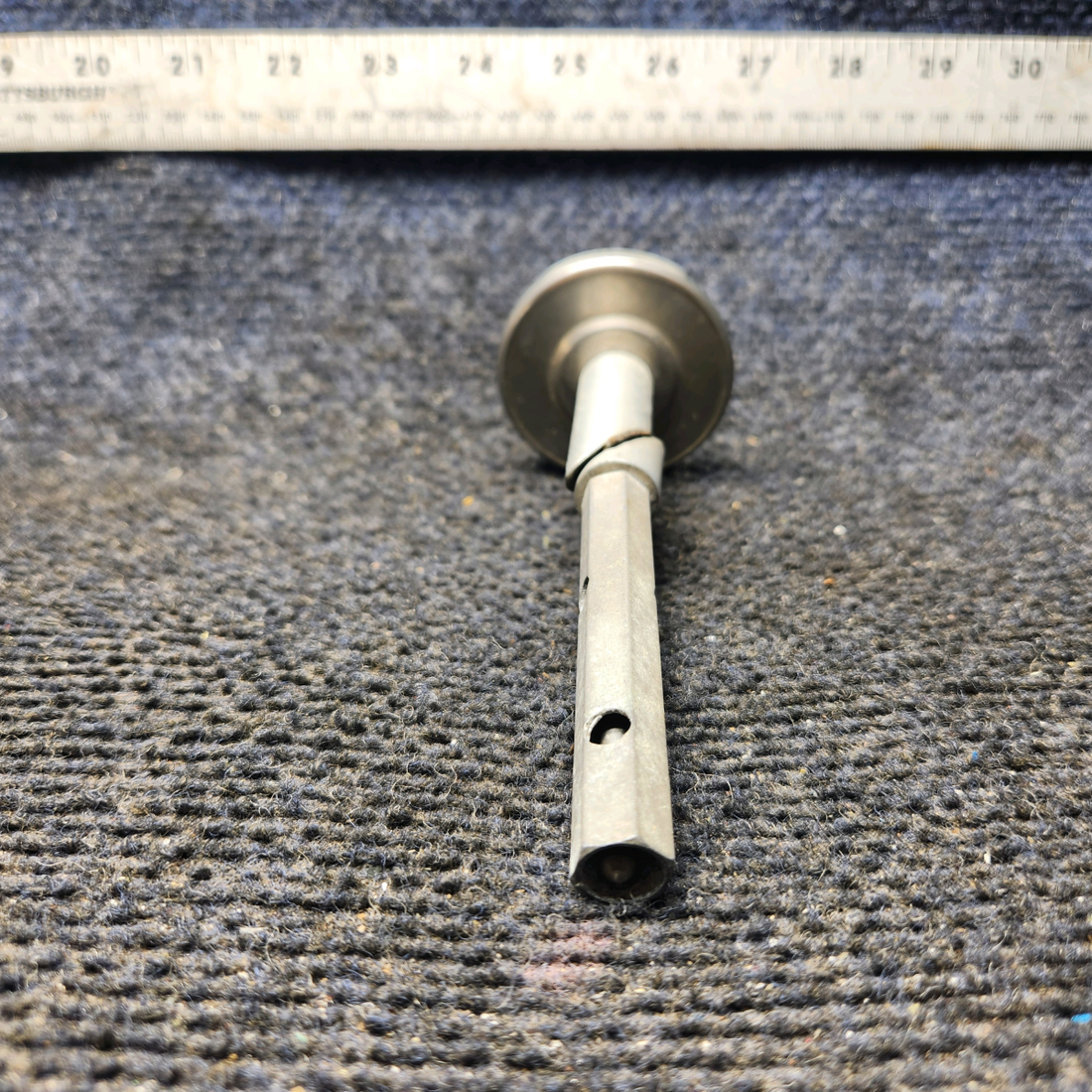 Used aircraft parts for sale, OAT Beechcraft C23 SUNDOWNER Outside Air Temp Gauge