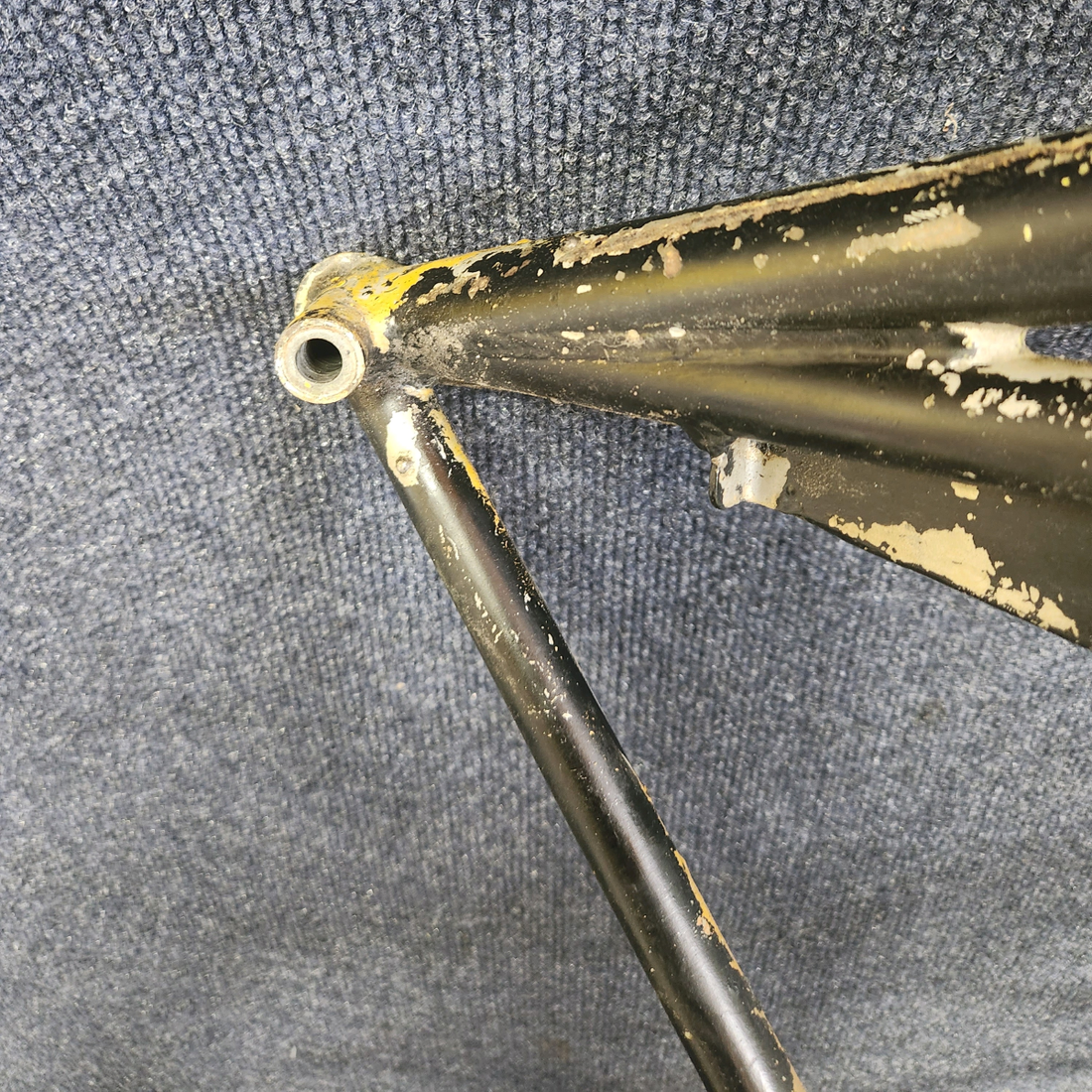 Used aircraft parts for sale, 169-910007-650 Beechcraft A23A Musketeer Custom III ENGINE MOTOR MOUNT