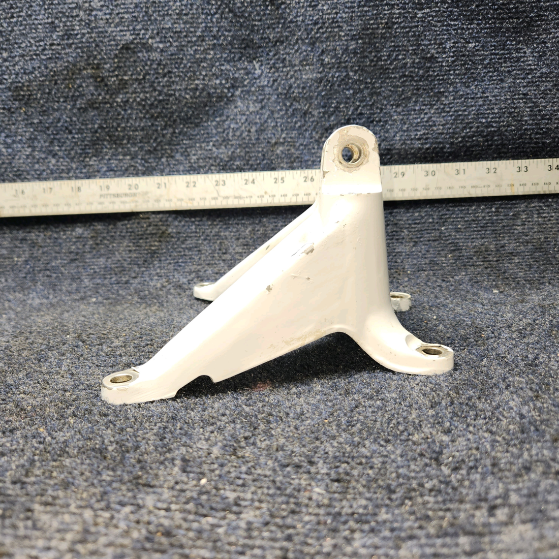 Used aircraft parts for sale, 2443001-3 Cessna 172RG Actuator Attach Fitting