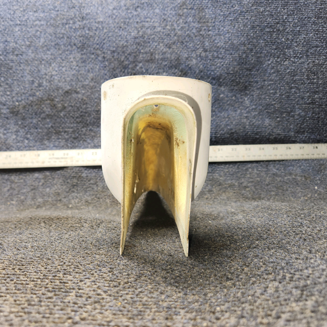 Used aircraft parts for sale, 0531007-3-791 Cessna 172F Rotating Beacon Vertical Fin Tip