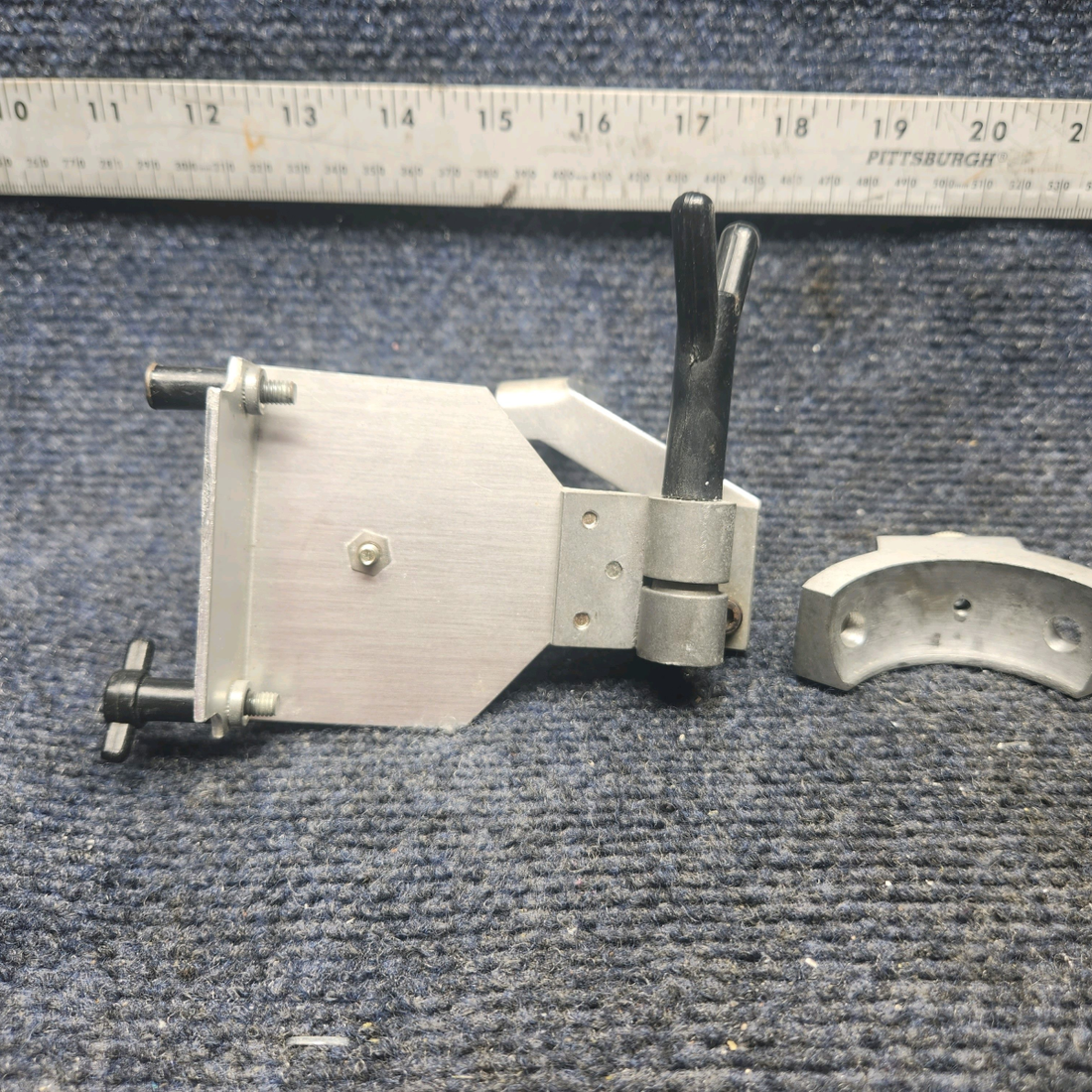 Used aircraft parts for sale, Autel Quick Clamp Beechcraft F33A BEECHCRAFT AUTEL QUICK CLAMP NAVIGATION AID MOUNTING SYSTEM