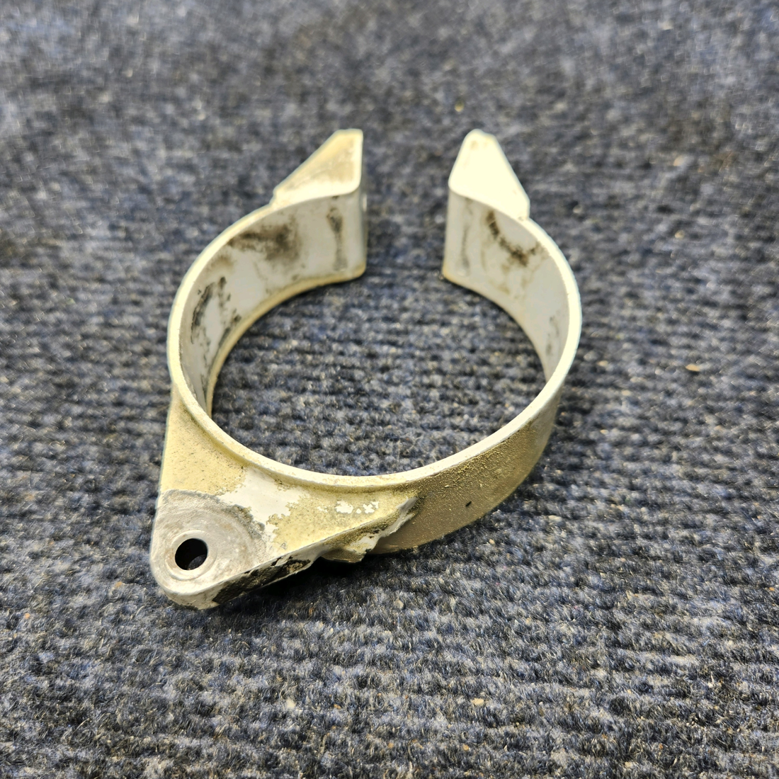 Used aircraft parts for sale, 2243028-1 CESSNA C172RG SHIMMY DAMPENER CLAMP ASSEMBLY