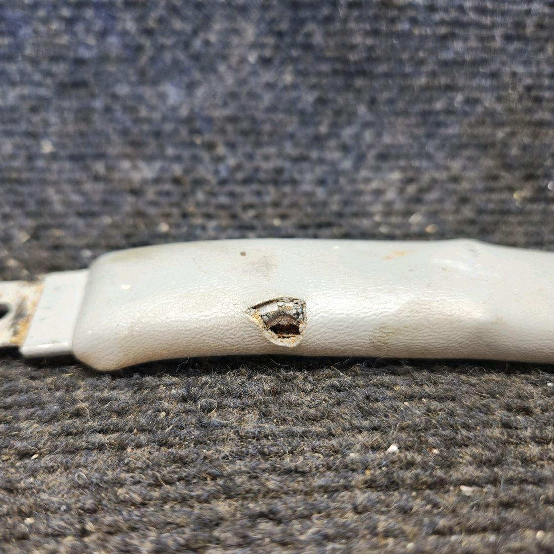 Used aircraft parts for sale, 51362-5 Cessna 172F Interior Handle Assembly