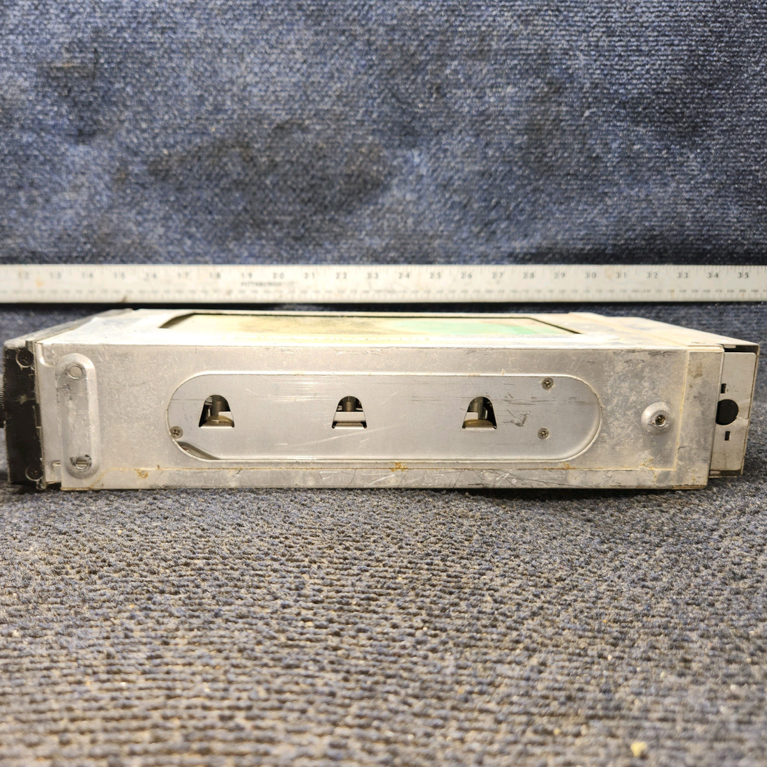 Used aircraft parts for sale, 069-1021-00 King KY-195B Cessna 172F Dual Comm Transceiver