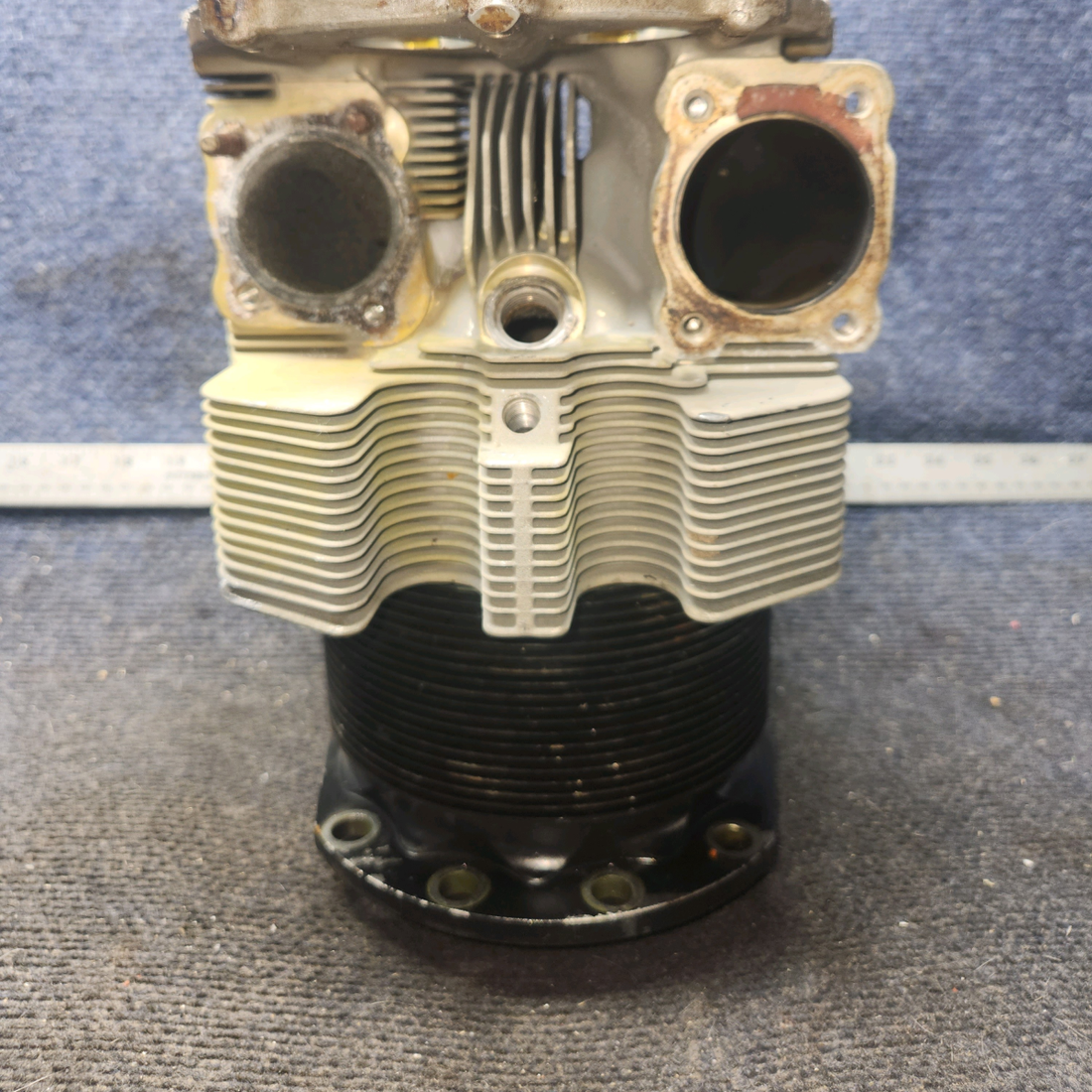 Used aircraft parts for sale, SA47000S-A1 Superior O-470 Cessna 182G Engine Cylinder