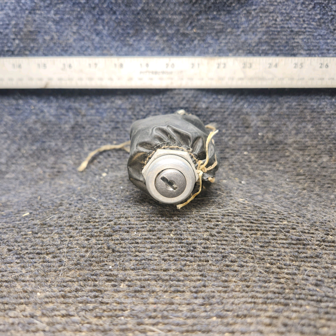 Used aircraft parts for sale, C292501-0102 cessna 172k Ignition Switch Kit – No Key
