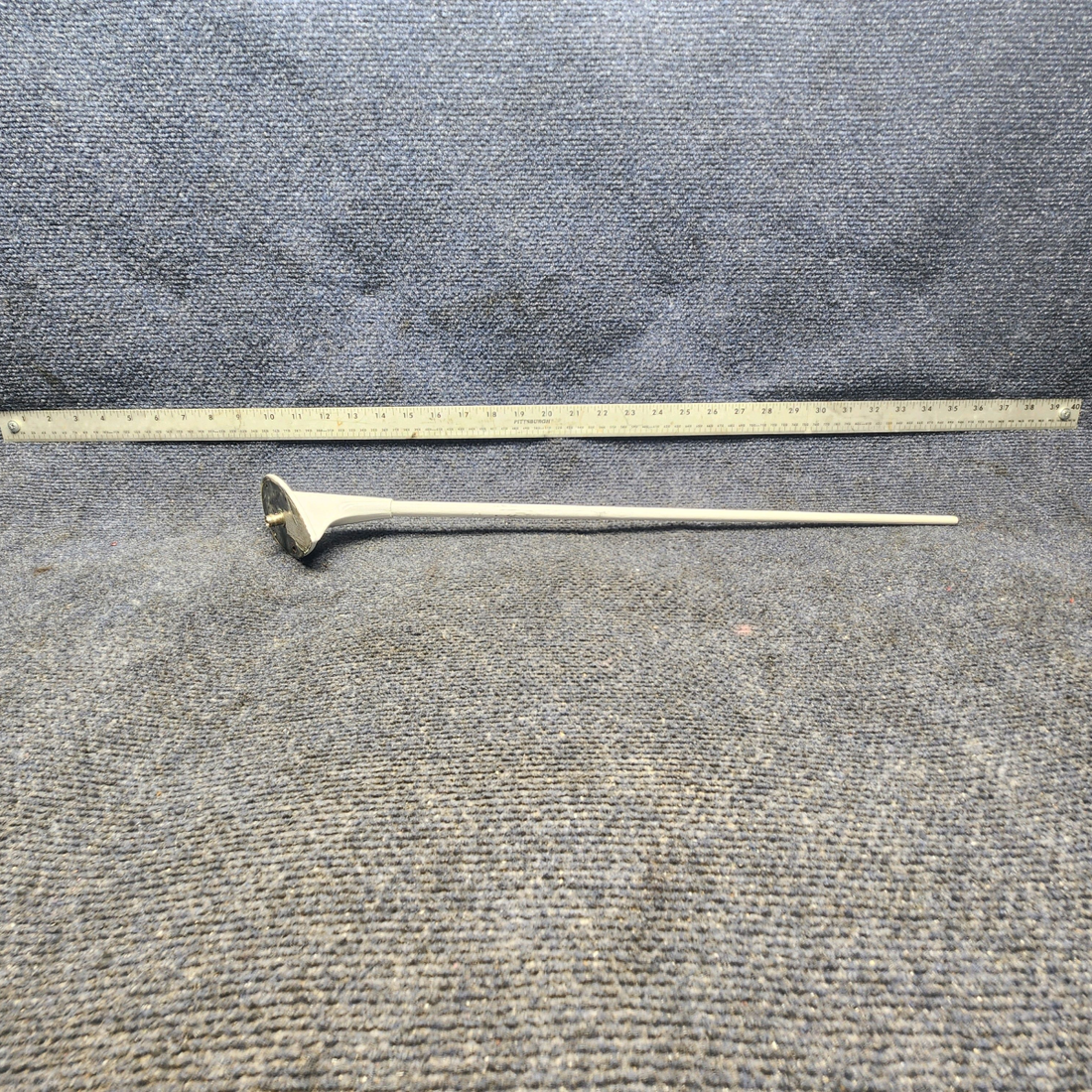 Used aircraft parts for sale, C598501-0104 PIPER PA-24-250 Cessna VHF Communications Antenna