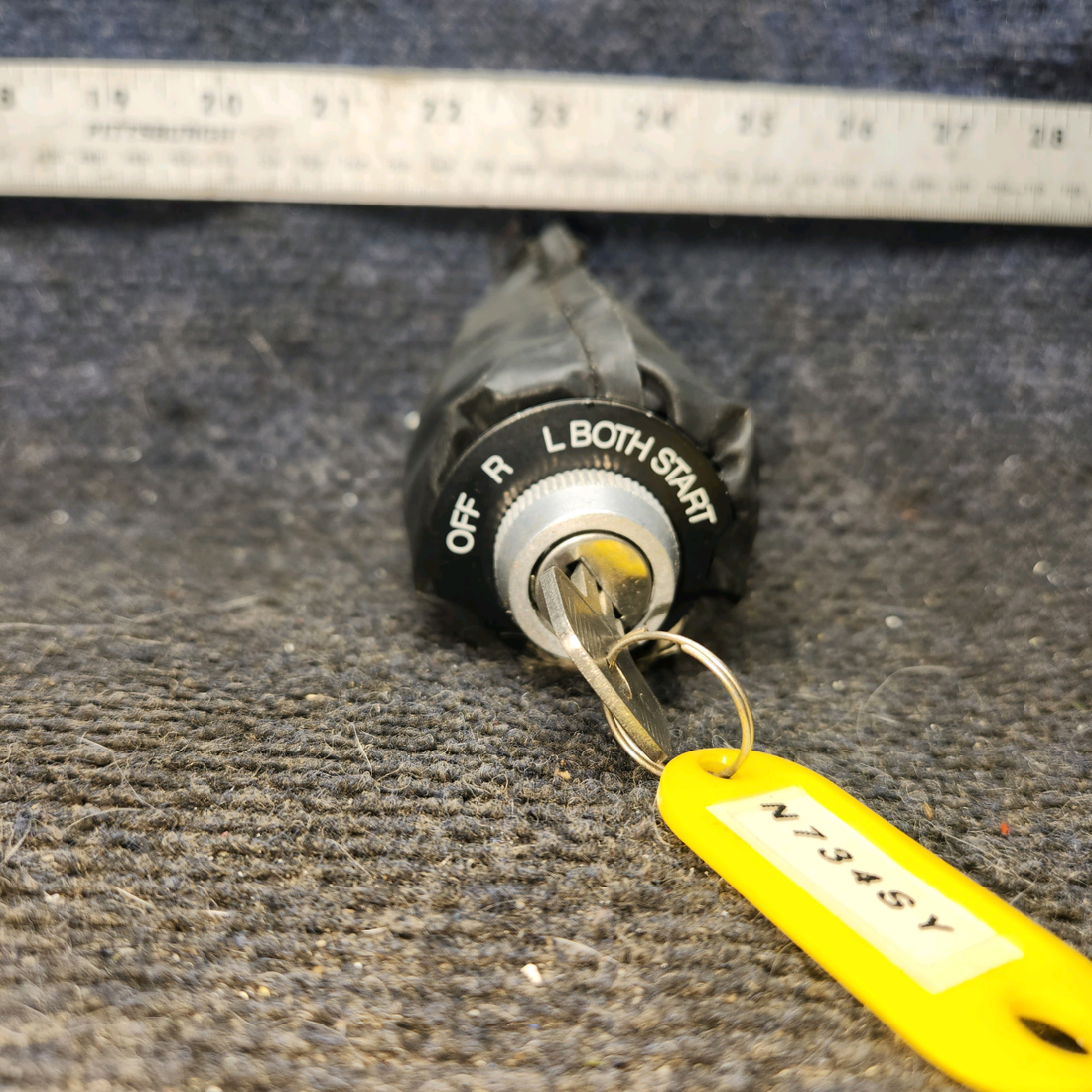 Used aircraft parts for sale, C292501-0104 cessna 172N Starter Ignition Switch with Key