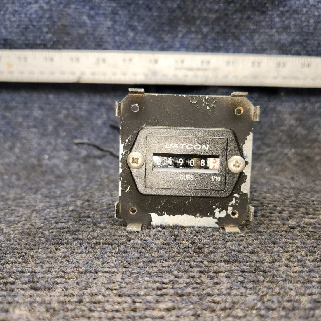 Used aircraft parts for sale, 51006-00 Datcon 102033 Piper PA28-161 Engine Hour Meter Indicator