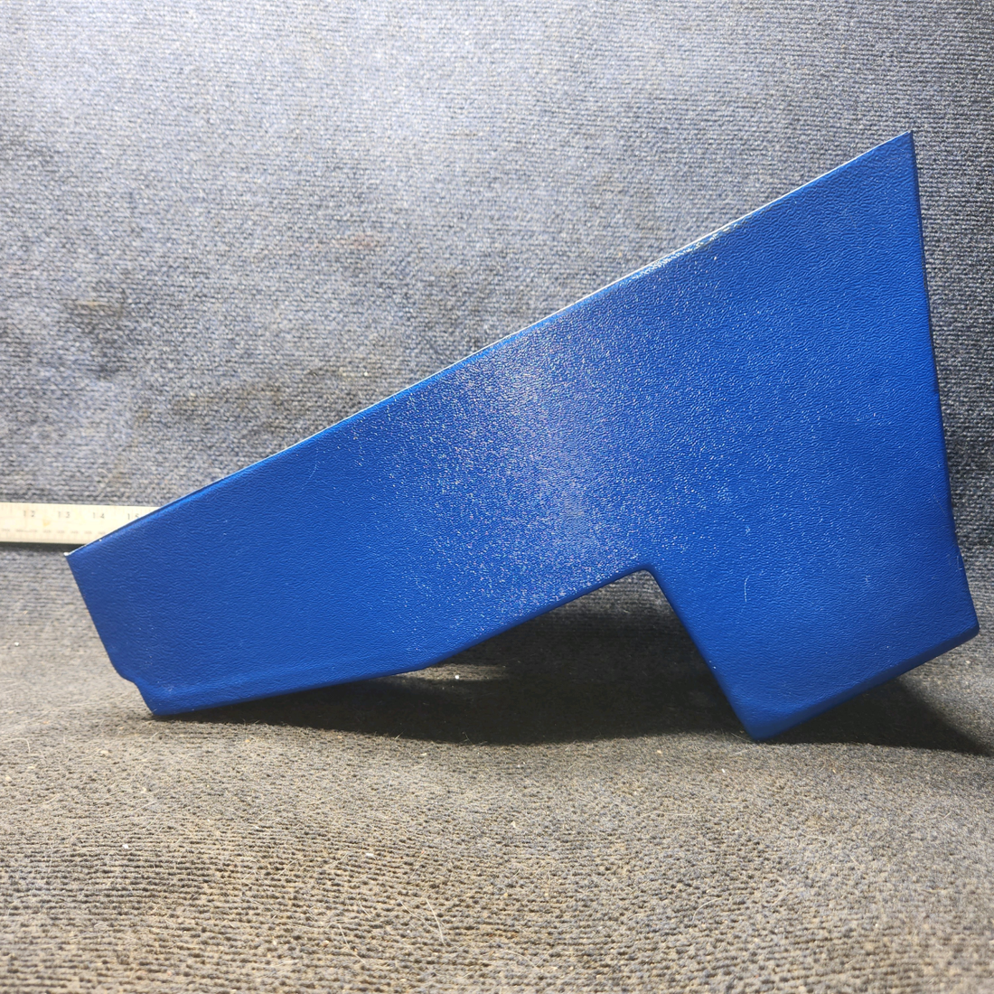 Used aircraft parts for sale, 0500233-4 cessna 172N Center Console Cover (Blue)
