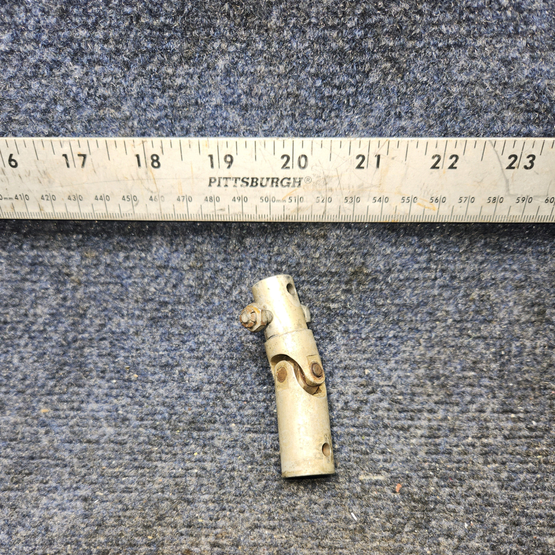 Used aircraft parts for sale, 62834-002 PIPER PA28-140 Universal Joint Assy