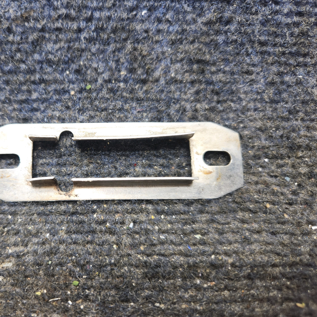 Used aircraft parts for sale, 63037-00 Piper PA-28-140 Upper Cabin Door Latch Loop